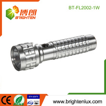 Venta al por mayor de la fábrica 3 * AAA batería seca Material de aluminio accionado 1watt portable Cree llevó la cubierta de la linterna